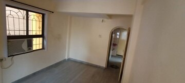 Room in 6 BHK Independent House at Juinagar – for Sale