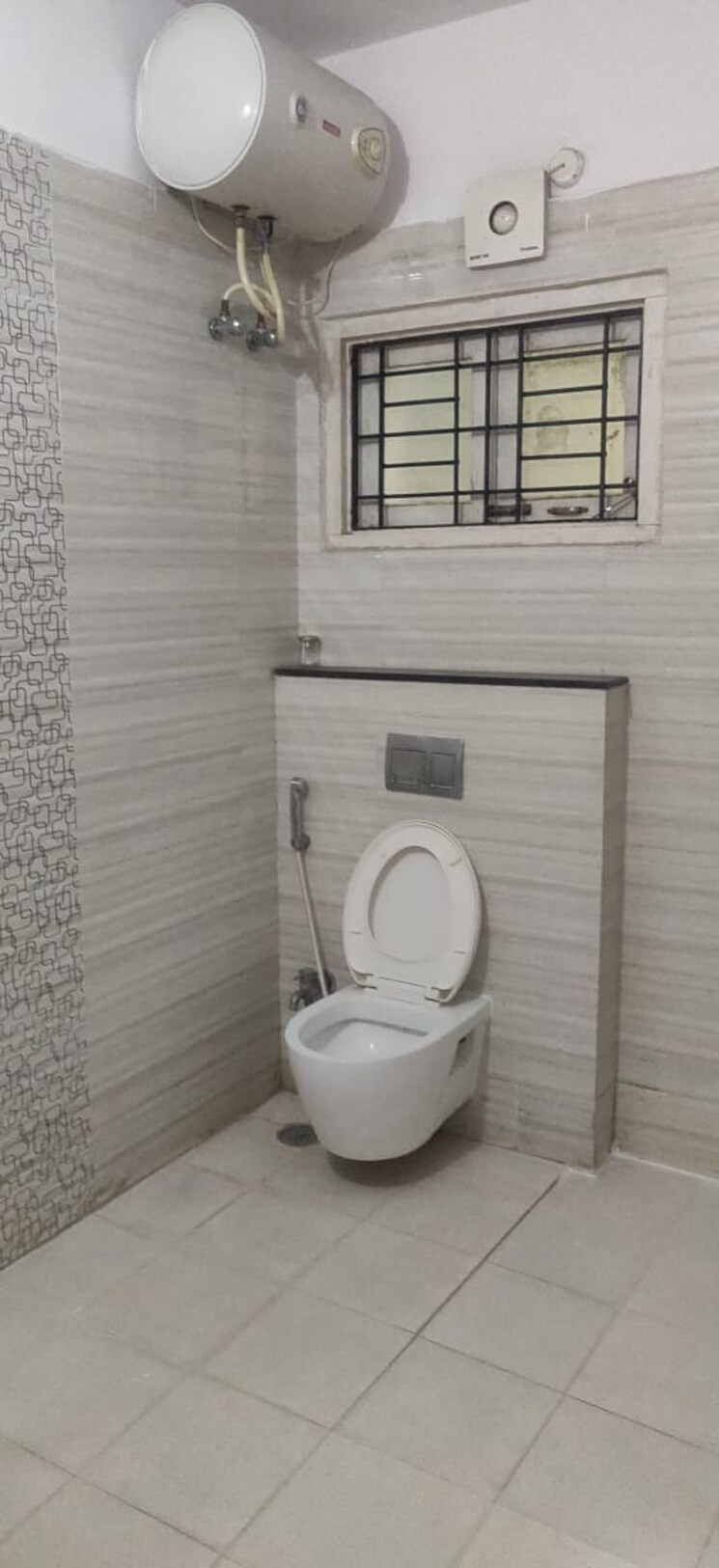 Bathroom, lahari-jublee-hills 4 Bedroom 3600 Sq.Ft. Builder Floor In Jubilee Hills Hyderabad 8629398