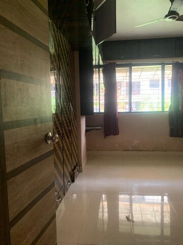 Room in 3 BHK Apartment at Vrindavan Residency, Kalyan West – for Sale