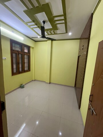 3 BHK Apartment For Rent in Iim Road