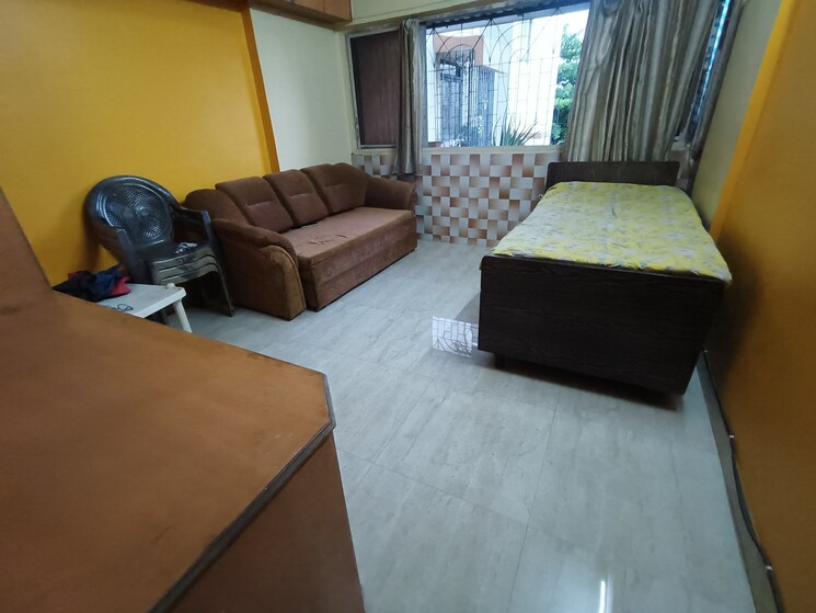 Living Room, mayur-plaza-marol 1 RK 400 Sq.Ft. Apartment In Marol Mumbai 8629436