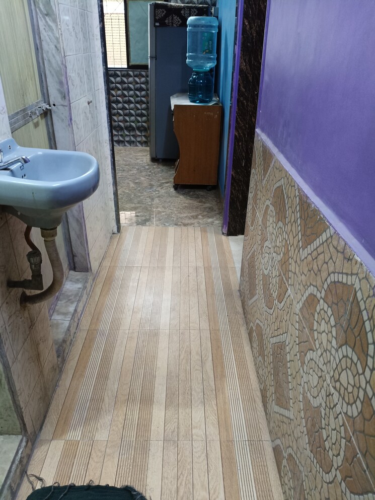 Master Bedroom, mayur-plaza-marol 1 RK 400 Sq.Ft. Apartment In Marol Mumbai 8629436