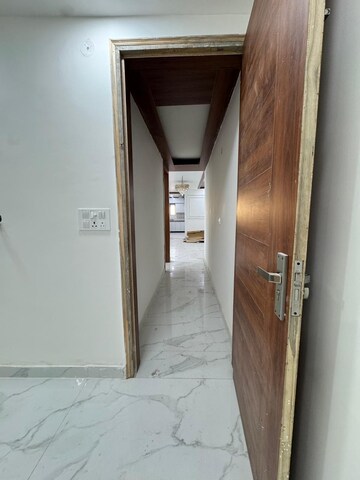 Building Lobby in 2 BHK Builder Floor at Sector 73 – for Sale