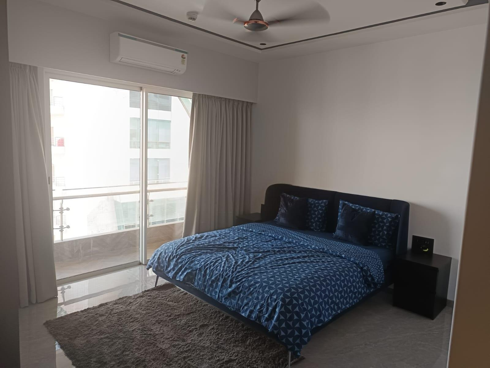 4 BHK + Pooja Room,Servant Room Apartment For Rent in Piramal Aranya