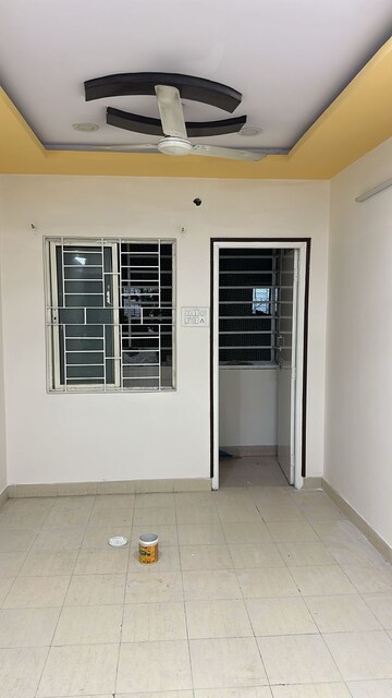 Room in 2 BHK Apartment at Manikonda – for Rent