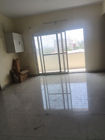 Room in 2 BHK Apartment at Manikonda – for Rent