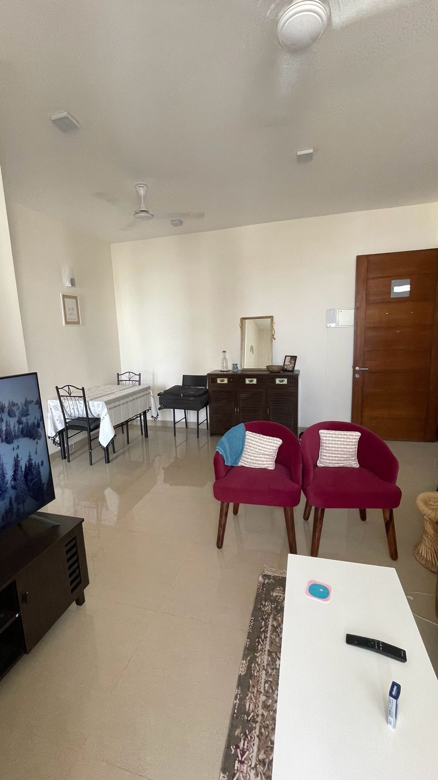 2 BHK + Study Room Apartment For Rent in Emaar Emerald Estate