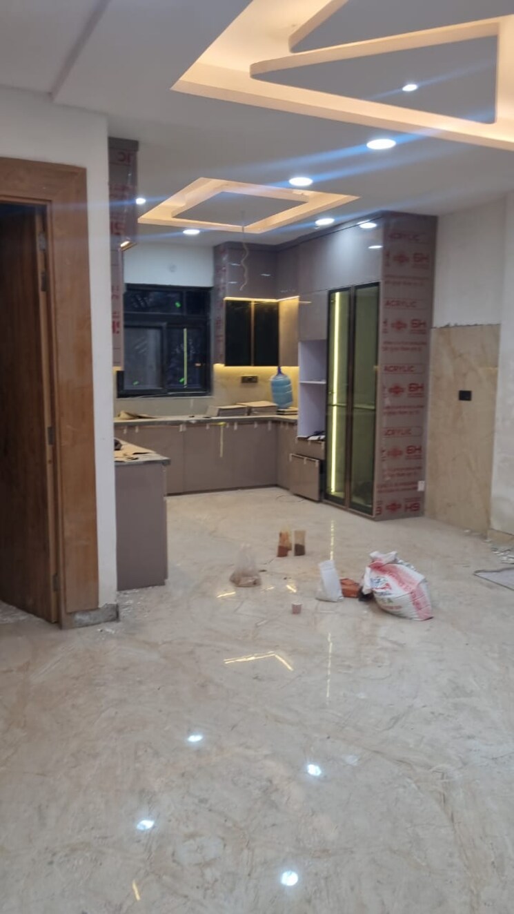 Living Room, faridabad central 3 Bedroom 2000 Sq.Ft. Builder Floor In Faridabad Central Faridabad 8629523