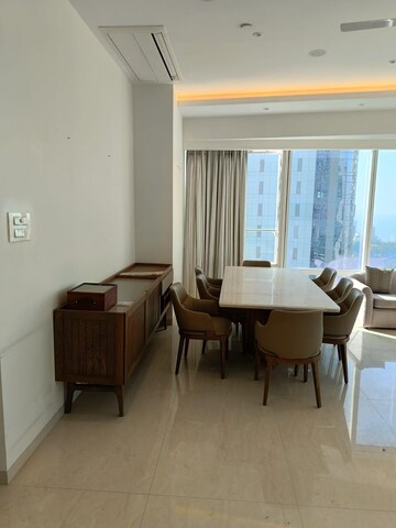 Team Area in 3 BHK Apartment at Indiabulls Blu, Worli – for Rent