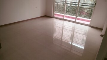 Room in 2 BHK Apartment at Skyline Beverly Park, Hebbal – for Rent