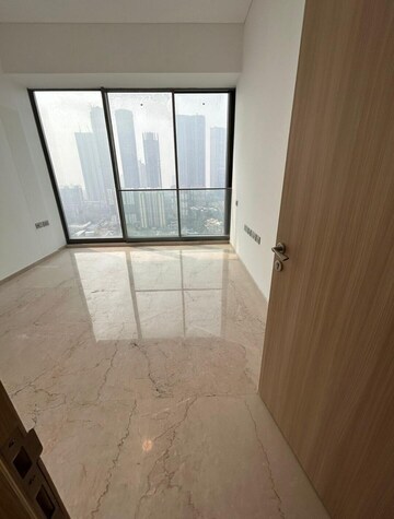 Bathroom in 4 BHK Apartment at Rustomjee Crown, Prabhadevi – for Rent