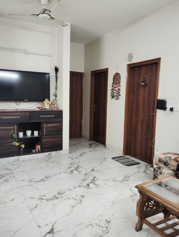 Bedroom in 1 RK Independent House at Sector 49 – for Rent