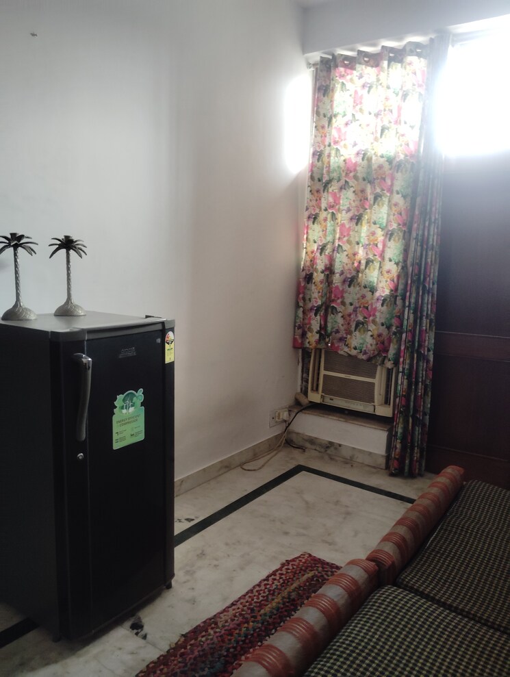 Bedroom, sector 49 1 RK 550 Sq.Ft. Independent House In Sector 49 Noida 8629589