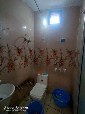 Bathroom in 1 BHK Builder Floor at Dwarka Mor – for Rent