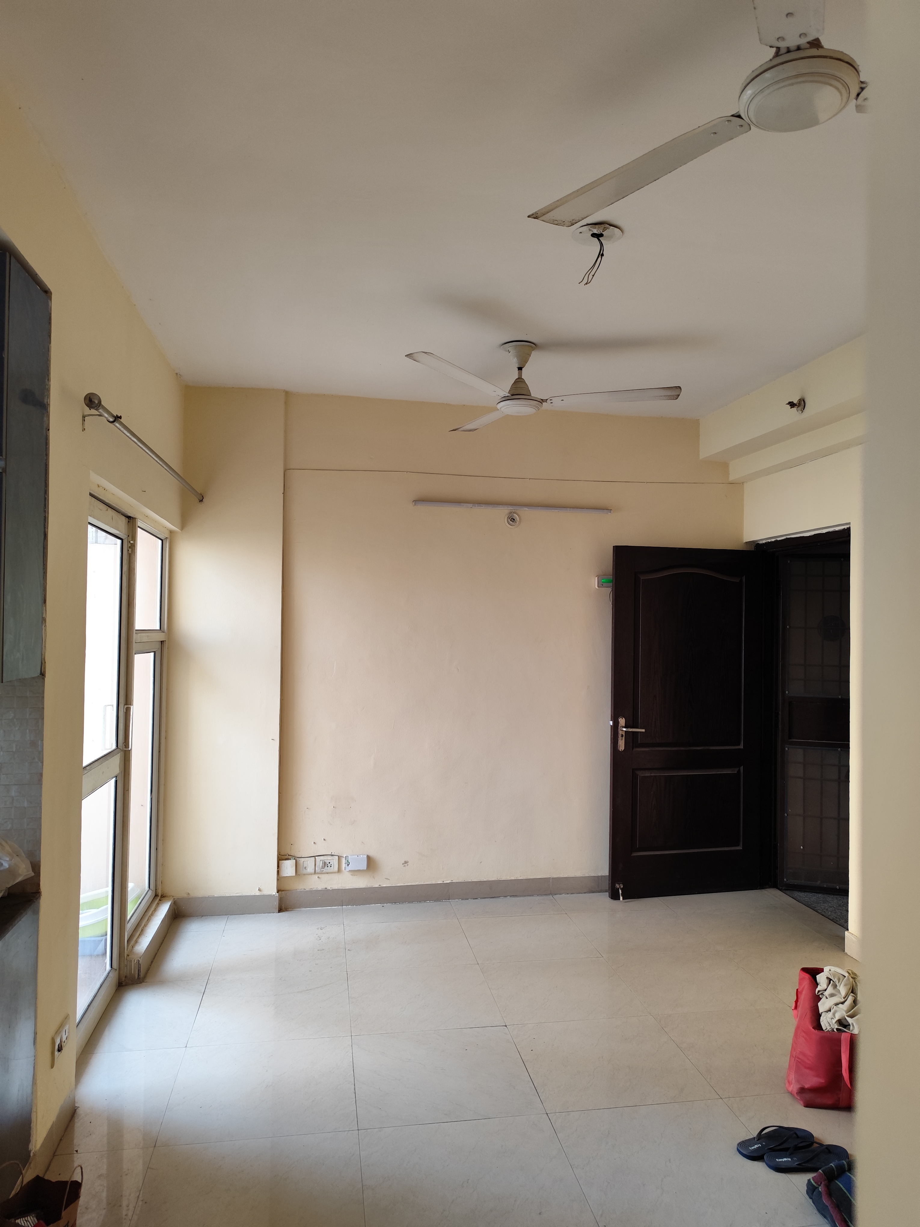 2 BHK Apartment For Rent in Aims Golf City