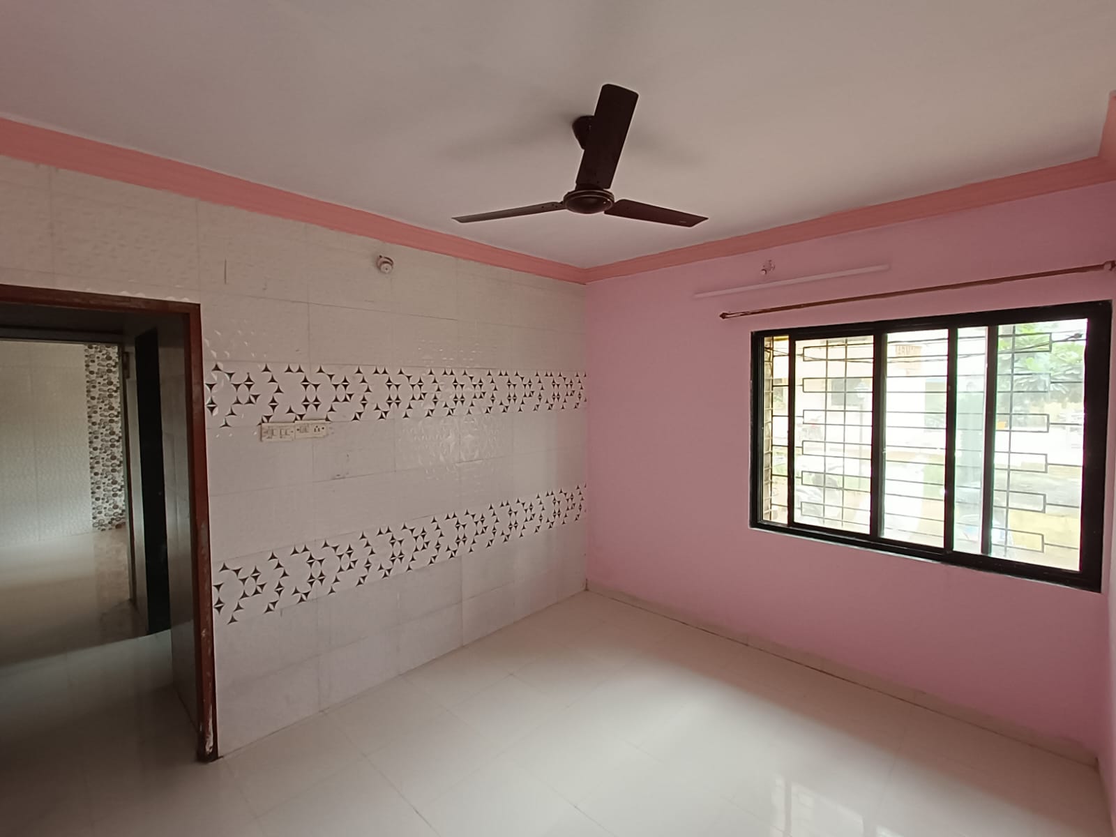 1 BHK Apartment For Rent in RNA NG Regency Phase I