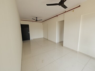 Room in 2 BHK Apartment at Sahayog CHS Kurla East, Kurla East – for Rent