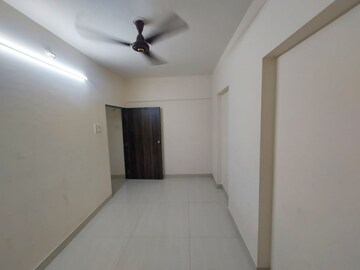 Room in 2 BHK Apartment at Sahayog CHS Kurla East, Kurla East – for Rent