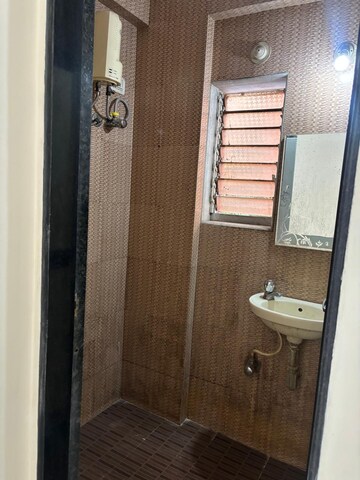 Bathroom in 1 BHK Apartment at Andheri West – for Rent