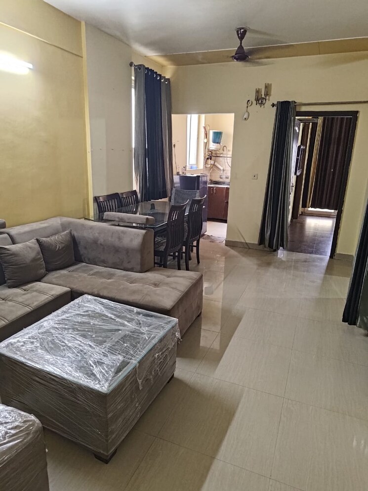 Living Room, grah-avas-green-view-heights 2 Bedroom 950 Sq.Ft. Apartment In Raj Nagar Extension Ghaziabad 8629655