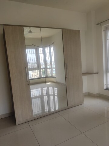 Room in 2 BHK Apartment at Bhartiya City Nikoo Homes 5, Thanisandra Main Road – for Rent