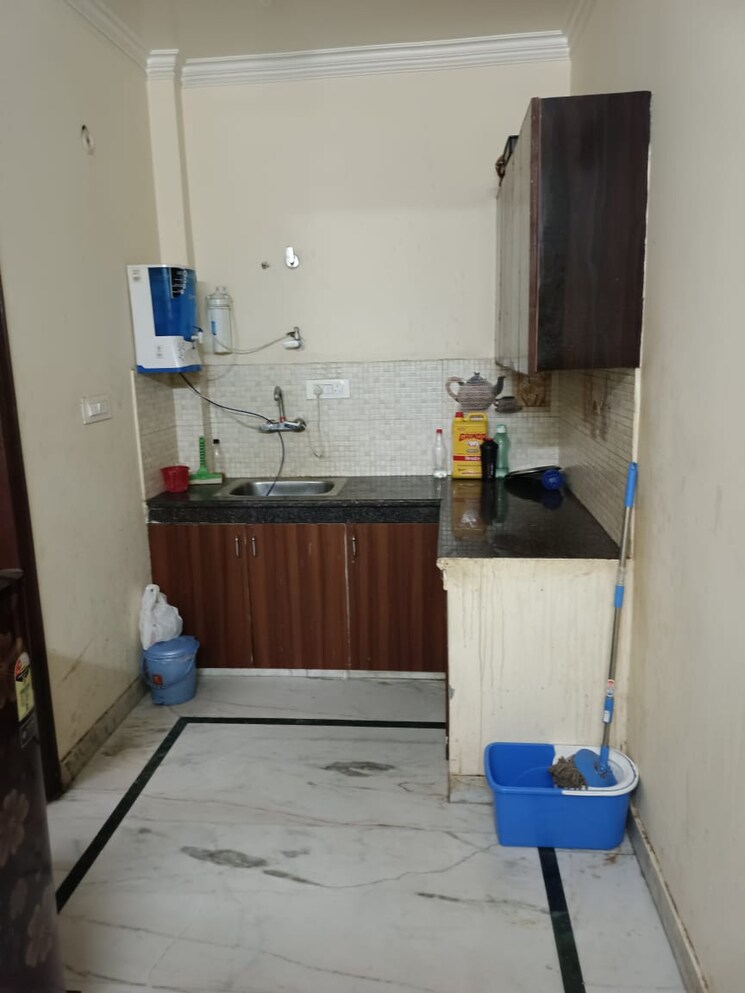 Bathroom, suncity-township-gurgaon 2 Bedroom 950 Sq.Ft. Builder Floor In Sector 54 Gurgaon 8629678