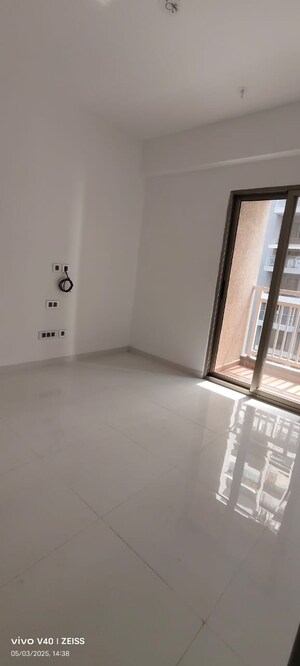 Furnished Amenities in 2 BHK Apartment at Lunkad Zodiac, Viman Nagar – for Sale