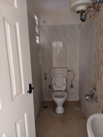 Bathroom in 2 BHK Apartment at Halasuru – for Rent