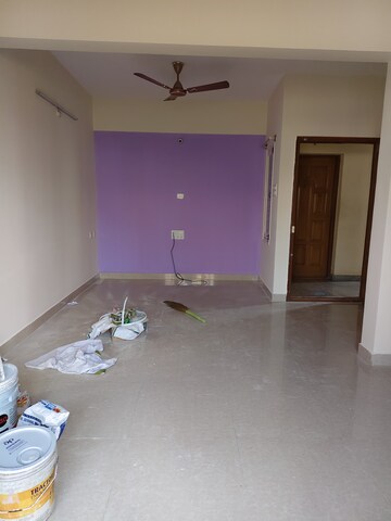 Room in 2 BHK Apartment at Halasuru – for Rent