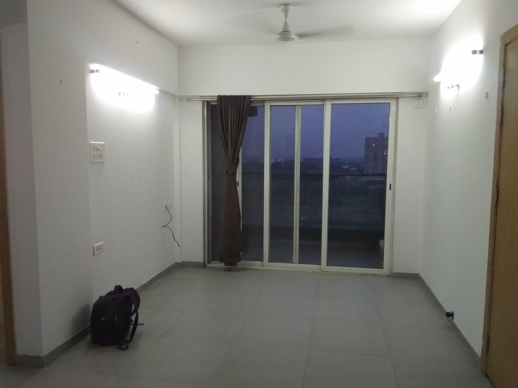 2 BHK Apartment For Rent in Florida River Bank