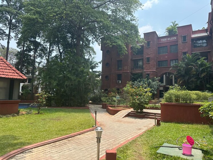 Garden, prestige-elgin 3 Bedroom 2100 Sq.Ft. Apartment In Richmond Town Bangalore 8629749