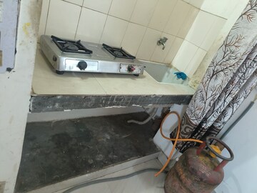 Furnished Amenities in 1 RK Independent House at RWA Apartments Sector 27, Sector 27 – for Rent