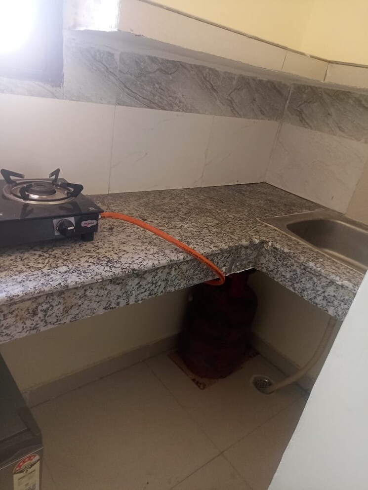 Master Bedroom, rwa-apartments-sector-20 1 RK 450 Sq.Ft. Independent House In Sector 20 Noida 8629777