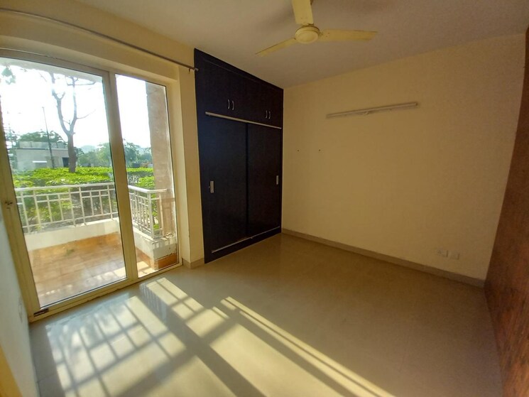 Room, puri-pratham 2 Bedroom 1100 Sq.Ft. Apartment In Sector 84 Faridabad 8629816