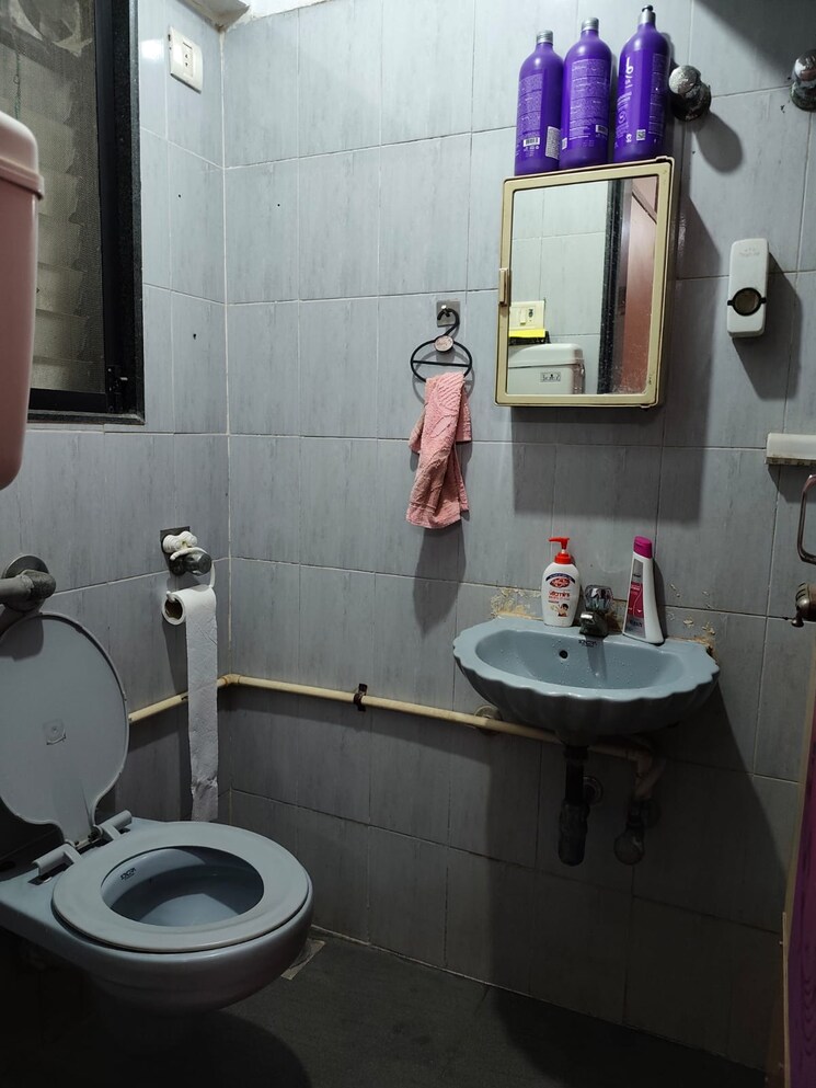 Bathroom, vp-liberty-heights 1 Bedroom 390 Sq.Ft. Apartment In Malad West Mumbai 8629831