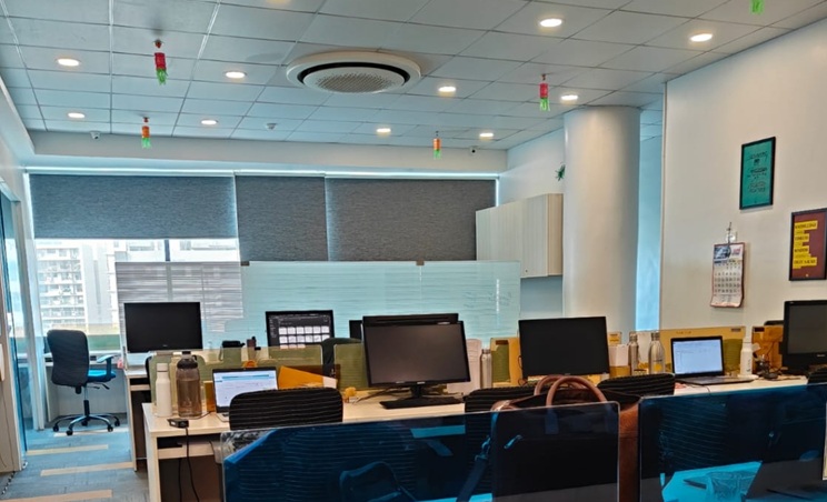 Office Space For Rent in 215 Atrium