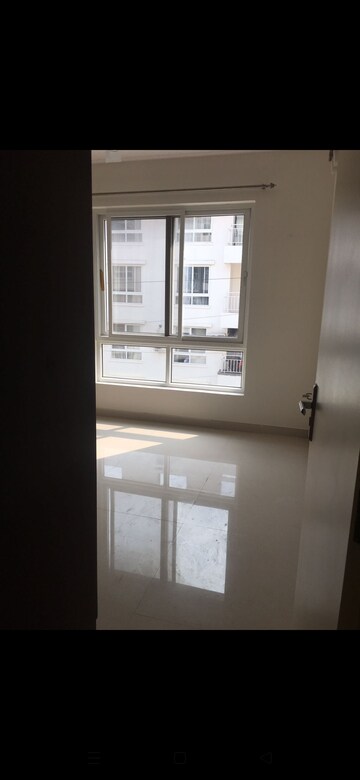 Room in 3 BHK Apartment at Sipani Classe, Koramangala – for Rent