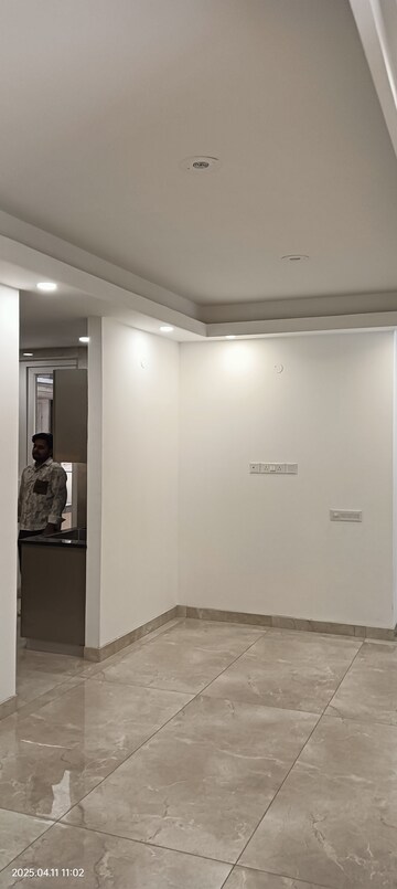 Room in 3 BHK Apartment at Panchkula Urban Estate – for Sale