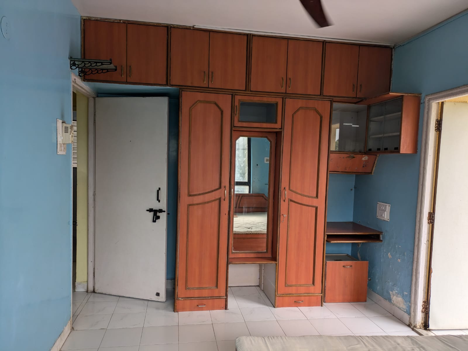 2 BHK + Study Room Apartment For Rent in Madhav Residency