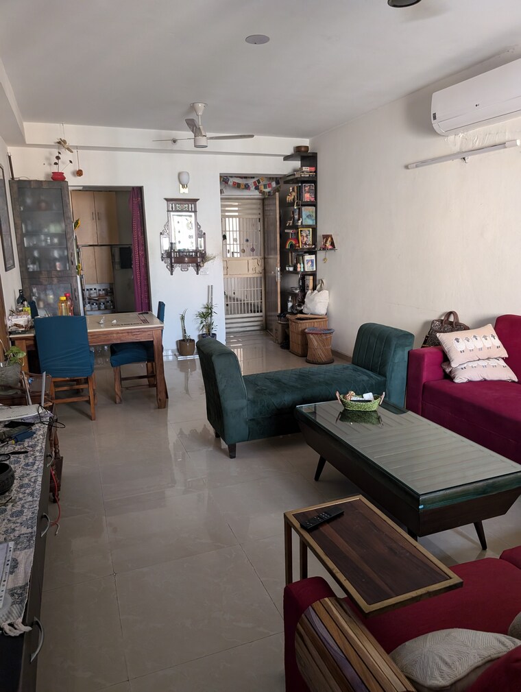 Living Room, jaypee-greens-kosmos 3.5 Bedroom 1365 Sq.Ft. Apartment In Sector 134 Noida 8629981