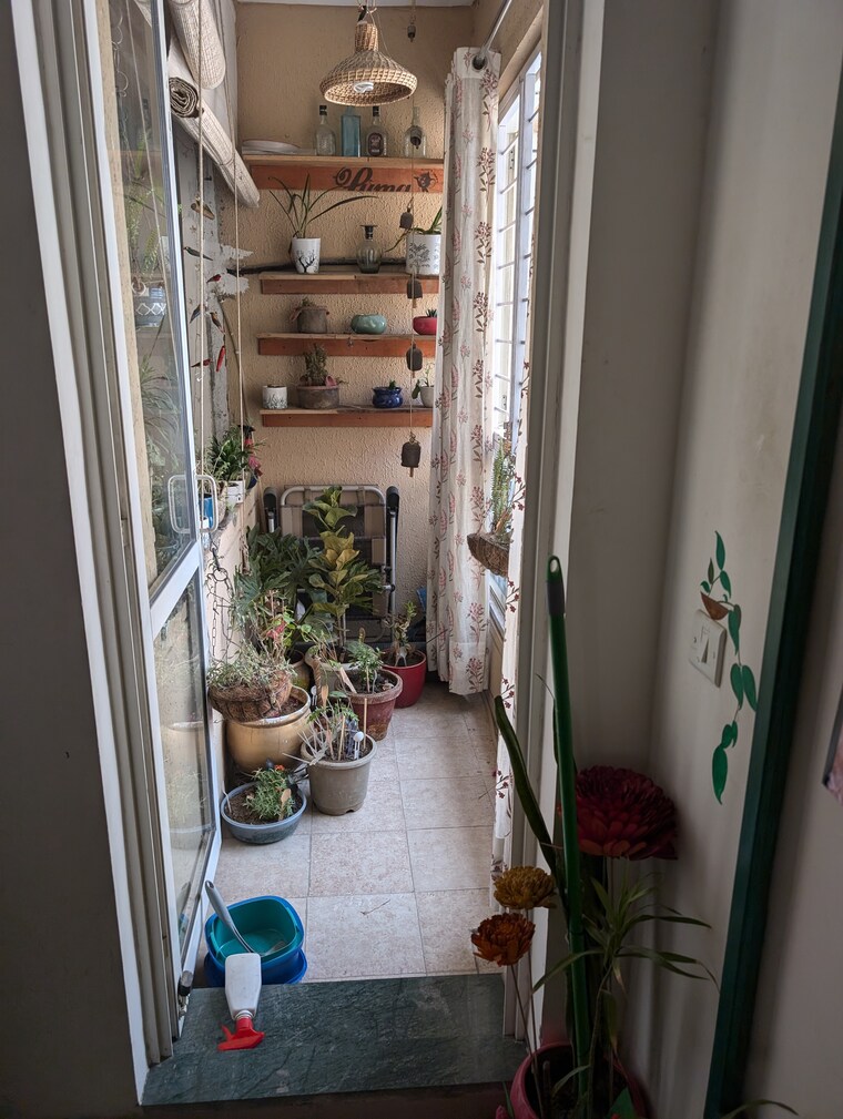 Balcony, jaypee-greens-kosmos 3.5 Bedroom 1365 Sq.Ft. Apartment In Sector 134 Noida 8629981