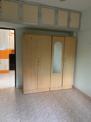 Room in 2 BHK Apartment at Maruti Complex, Aundh – for Rent