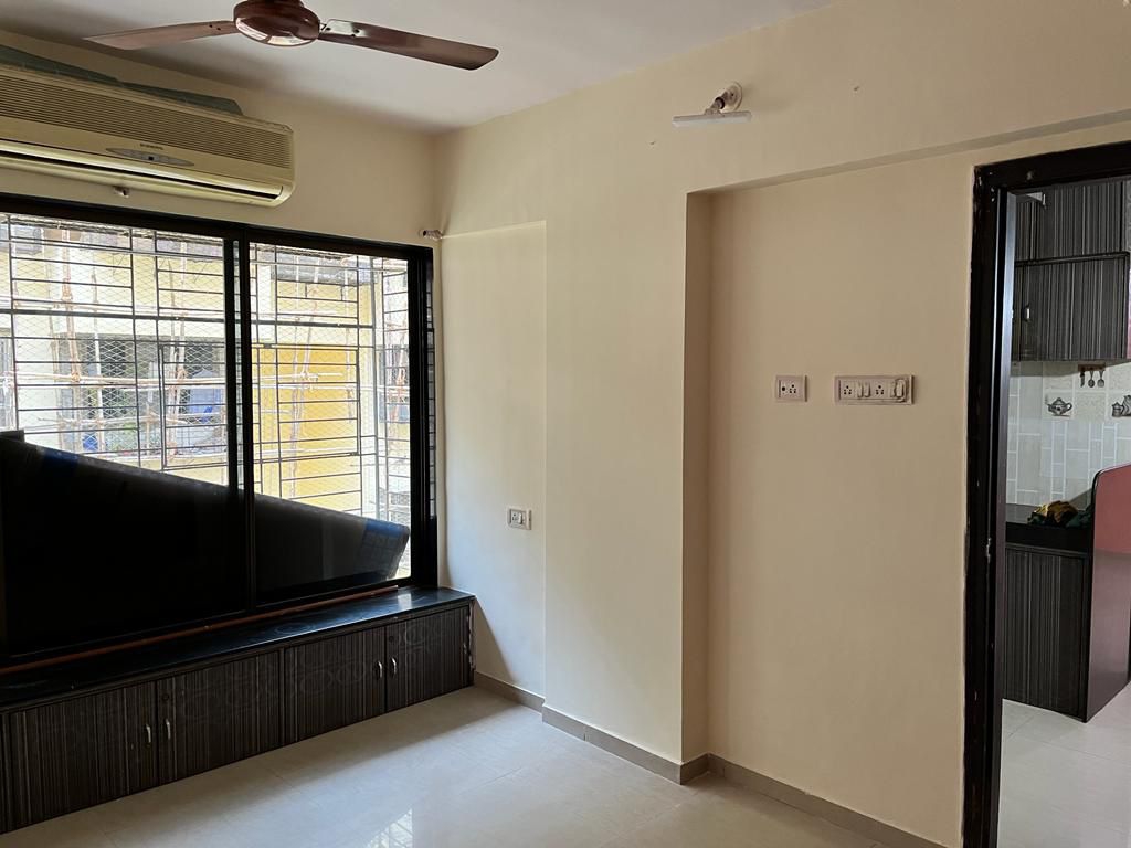1 BHK + Extra Room Apartment For Sale in Shree Siddheshwar CHS kurla