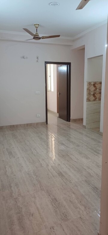2 BHK Apartment For Sale in Amrapali Golf Homes, Sector 4 Greater Noida