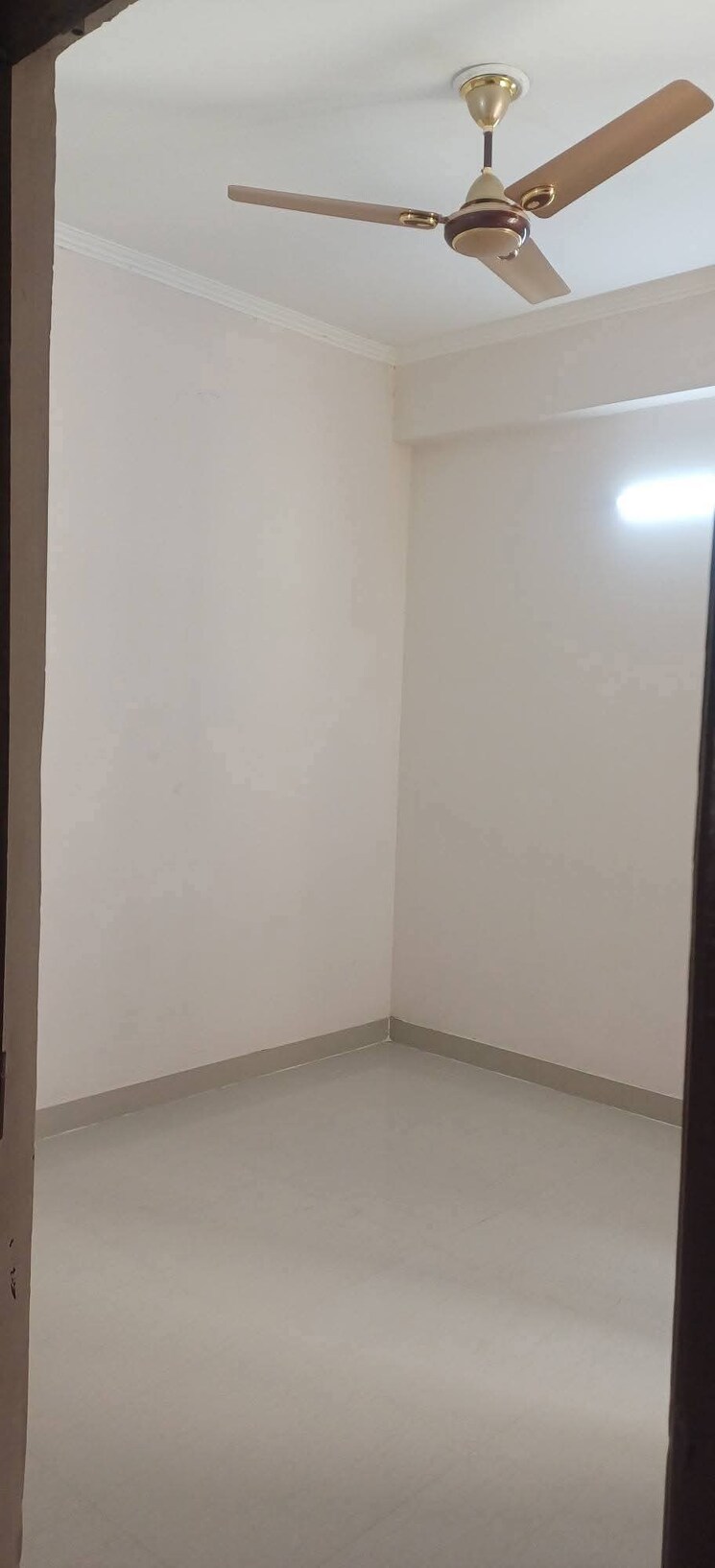 Room, amrapali-golf-homes 2 Bedroom 1100 Sq.Ft. Apartment In Sector 4 Greater Noida Greater Noida 8630052