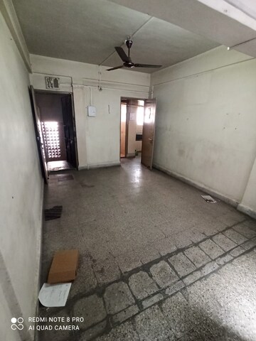 Room in 1 RK Apartment at Mahatma Society – for Rent