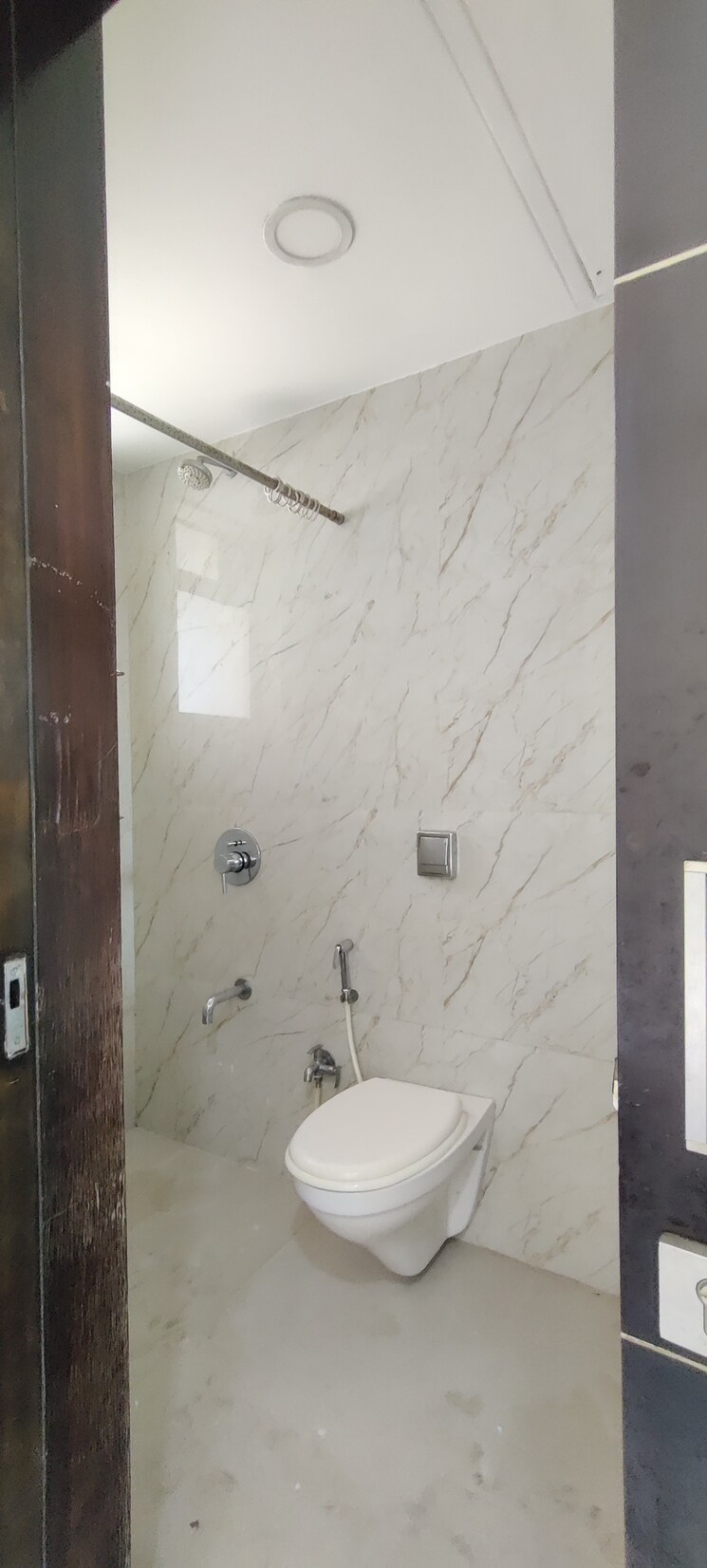 Bathroom, venus-apartments-worli 2 Bedroom 1100 Sq.Ft. Apartment In Worli Mumbai 8630086