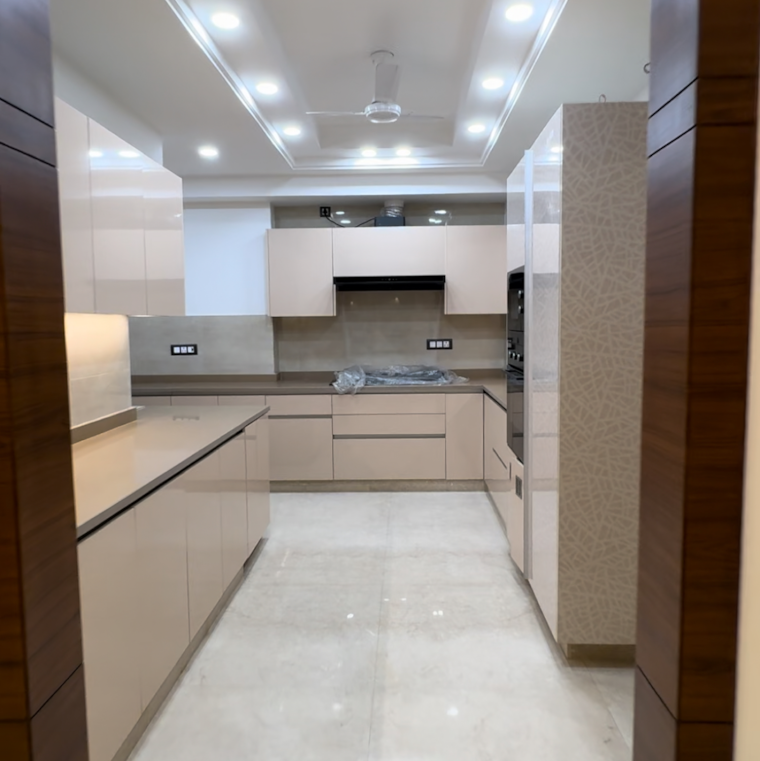 Kitchen, new rajinder nagar 4 Bedroom 375 Sq.Yd. Builder Floor In New Rajinder Nagar Delhi 8630109
