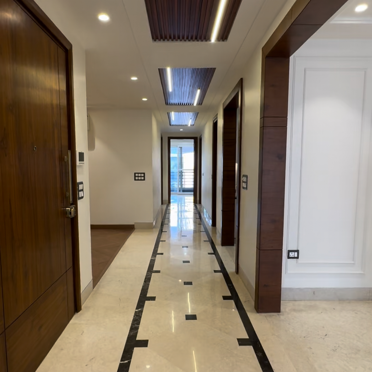 4 BHK + Servant Room Builder Floor For Sale in New Rajinder Nagar