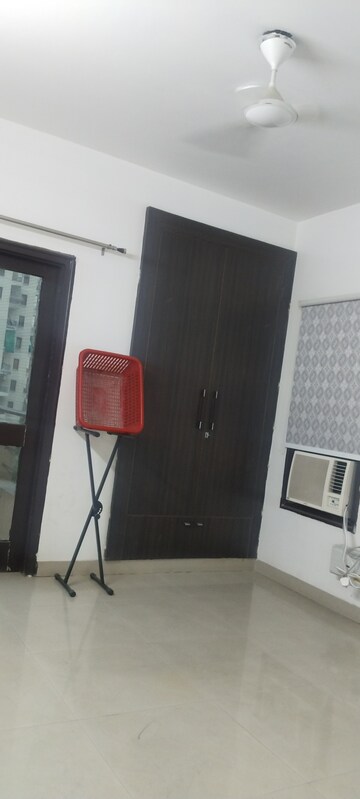 2 BHK Apartment For Rent in RPS Savana, Sector 88